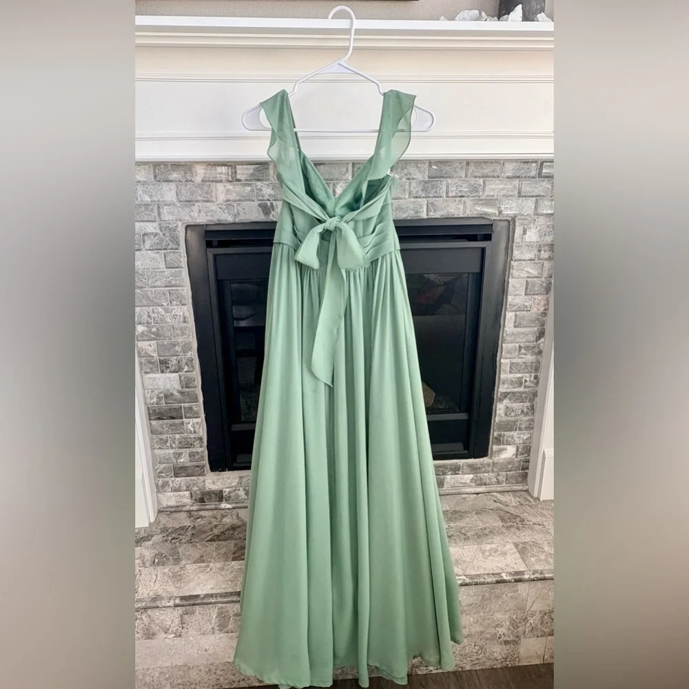 JJs House Basil Green A-line V-neck Floor-length Chiffon Bridesmaid Dress Sz 4 - Picture 5 of 5